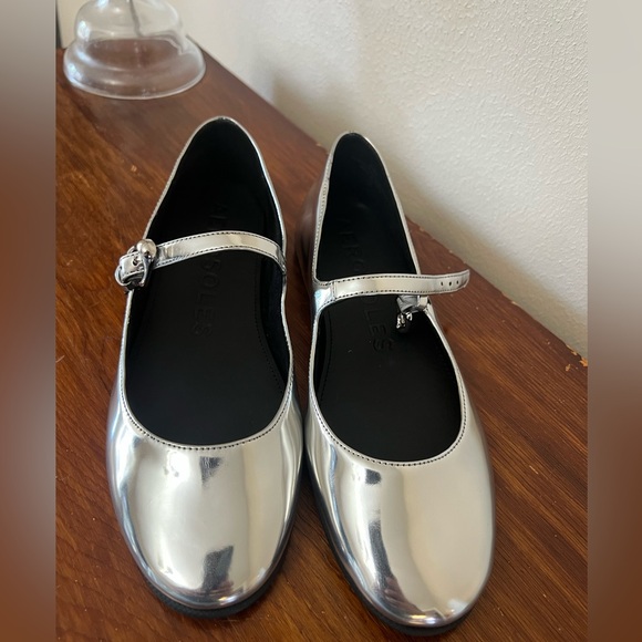 Aerosoles Perry Silver Metallic Mary Jane Ballet Flats Size 7 - Picture 7 of 8